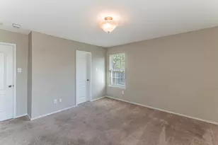 115 Matamoros St, Grand Prairie, TX 75051 - Photo 29