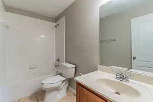 115 Matamoros St, Grand Prairie, TX 75051 - Photo 31