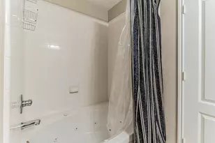 115 Matamoros St, Grand Prairie, TX 75051 - Photo 23