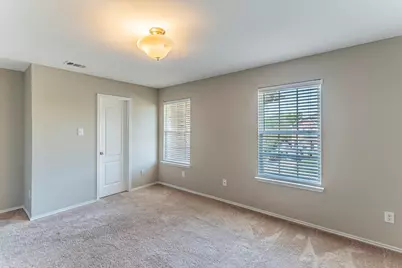 115 Matamoros Street, Grand Prairie, TX 75051 - Photo 33