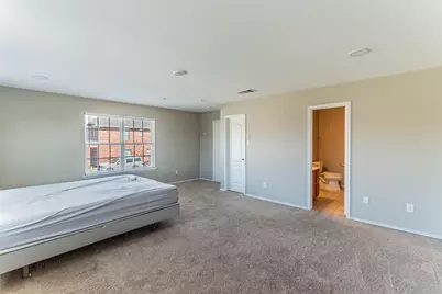 115 Matamoros Street, Grand Prairie, TX 75051 - Photo 15