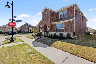 1236 Ridgeline St, Little Elm, TX 76227 - Photo 3