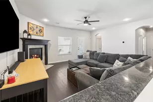 9012 Conroe Dr, Denton, TX 76226 - Photo 23