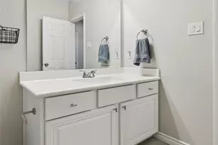 9012 Conroe Dr, Denton, TX 76226 - Photo 7