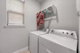 1519 Birds Fort Trail, Arlington, TX 76005 - Photo 25