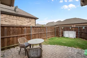 1519 Birds Fort Trail, Arlington, TX 76005 - Photo 37