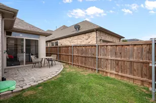 1519 Birds Fort Trail, Arlington, TX 76005 - Photo 39