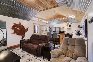 106 Red Bud St, Ravenna, TX 75476 - Photo 9