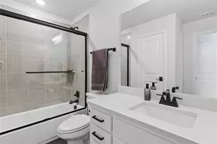 3613 Damsel Mackenzie St, Lewisville, TX 75056 - Photo 31