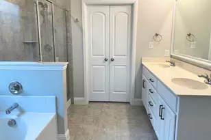 2911 River Ridge Ct, Granbury, TX 76048 - Photo 13