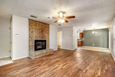 2913 Marys Lane, Fort Worth, TX 76116 - Photo 3