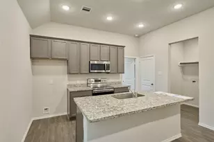 9992 Calendar St, Willis, TX 77318 - Photo 5