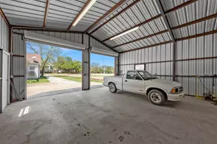 708 E Texas Ave, Mart, TX 76664 - Photo 29