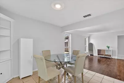 2222 Honey Creek Lane, Arlington, TX 76006 - Photo 13