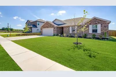 126 Cooper Drive, Cleburne, TX 76031 - Photo 1