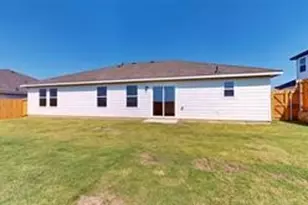 126 Cooper Dr, Cleburne, TX 76031 - Photo 17