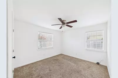 2928 Mitchell Boulevard, Fort Worth, TX 76105 - Photo 15