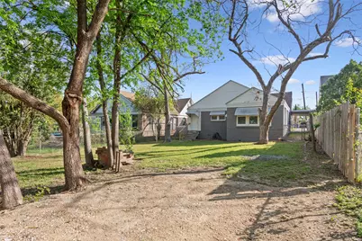 1624 N 17th Street, Waco, TX 76707 - Photo 31