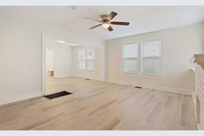 1624 N 17th Street, Waco, TX 76707 - Photo 9