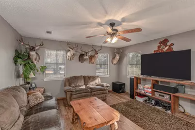 201 Rs County Road 1399, Point, TX 75472 - Photo 5