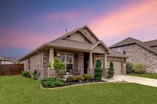 2800 Lakeside Dr, Aubrey, TX 76227 - Photo 1