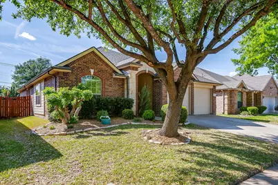 12144 Long Stone Drive, Burleson, TX 76028 - Photo 3