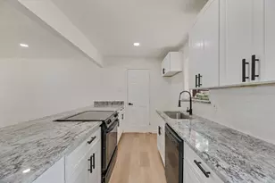 13312 Roaring Springs Ln, Dallas, TX 75240 - Photo 11