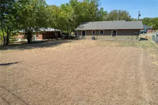 222 Oak Ct, Rhome, TX 76078 - Photo 19