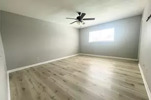 702 Pinehill Ln, Grand Prairie, TX 75052 - Photo 9