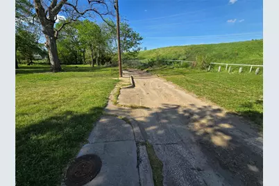 823 Millard Street, Dallas, TX 75203 - Photo 21