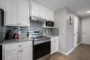 5808 Martin Creek Dr, Joshua, TX 76058 - Photo 9