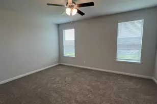 509 Babbling Brk Dr, Denton, TX 76259 - Photo 5