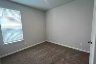509 Babbling Brk Dr, Denton, TX 76259 - Photo 9