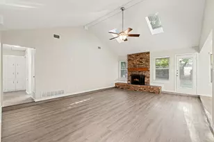 4900 Ridgeline Dr, Arlington, TX 76017 - Photo 5