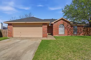 1026 Meadowbend Dr, Cedar Hill, TX 75104 - Photo 1