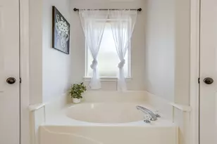 615 Rosewood Pl, Joshua, TX 76058 - Photo 23