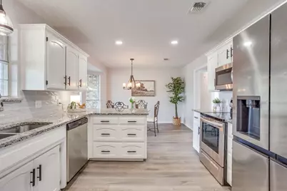 615 Rosewood Place, Joshua, TX 76058 - Photo 15