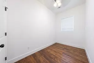 918 Elsbeth St, Dallas, TX 75208 - Photo 13