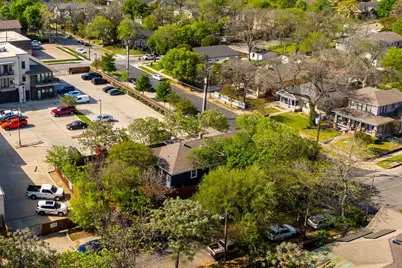 918 Elsbeth Street, Dallas, TX 75208 - Photo 29