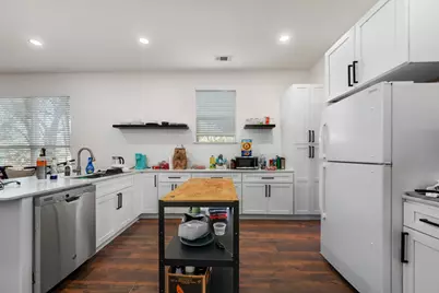 918 Elsbeth Street, Dallas, TX 75208 - Photo 19