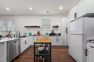 918 Elsbeth St, Dallas, TX 75208 - Photo 19