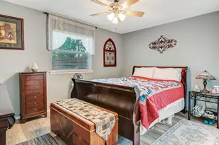 5913 Cathy Ct, Watauga, TX 76148 - Photo 19