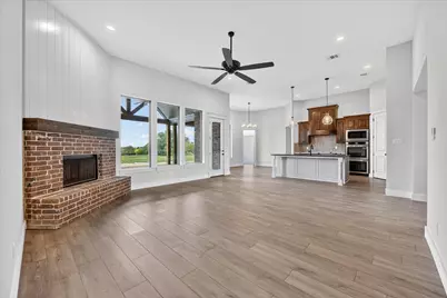 517 Longhorn Drive, Springtown, TX 76082 - Photo 17