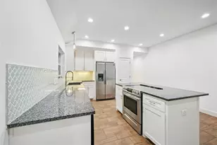 607 E Carter St, Sherman, TX 75090 - Photo 5