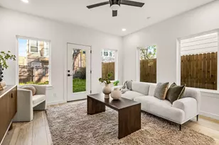 2232 Hooper St, Dallas, TX 75215 - Photo 9