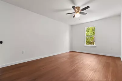 513 E Union Bower Road, Irving, TX 75061 - Photo 23