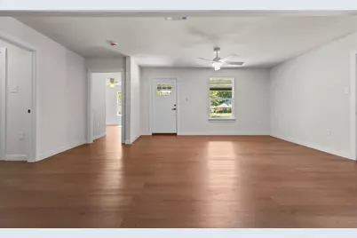 513 E Union Bower Road, Irving, TX 75061 - Photo 7
