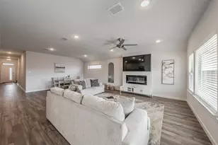 1229 Cinco Treaty Trl, Fort Worth, TX 76052 - Photo 9