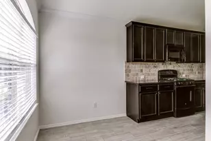 600 Pollyann Trl, Fort Worth, TX 76052 - Photo 13