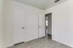 600 Pollyann Trl, Fort Worth, TX 76052 - Photo 11